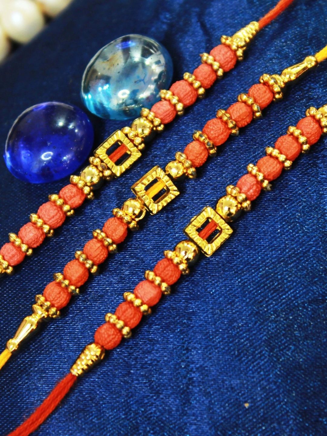 Sangria Thread Rakhi-picture-52