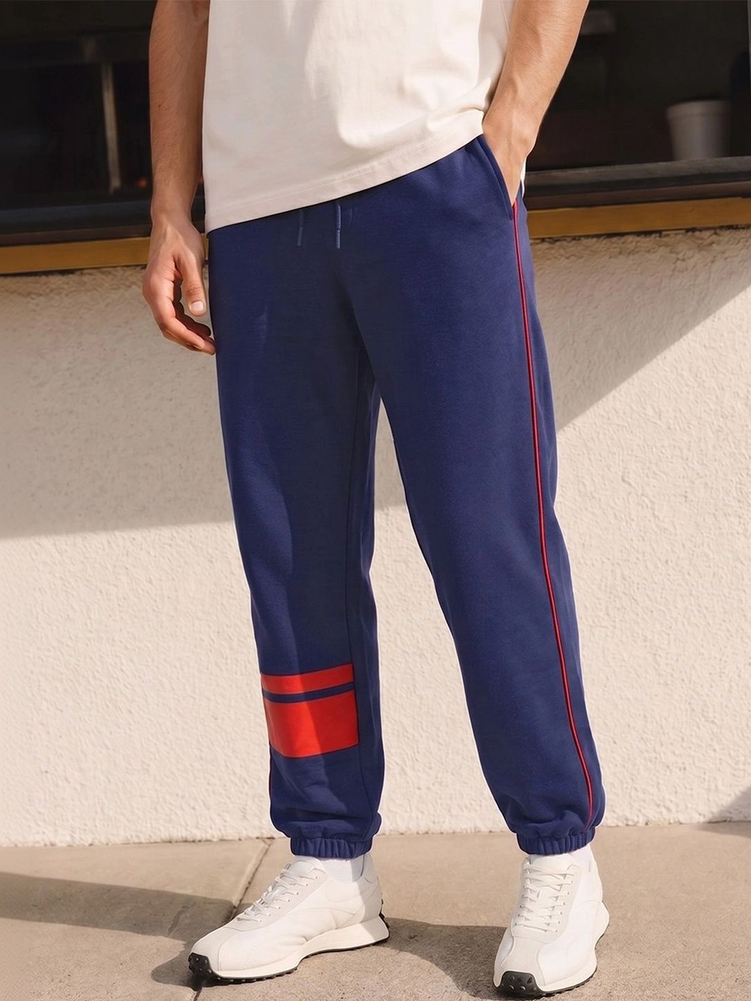 Bewakoof Men Blue Color Block Oversized Joggers-picture-12