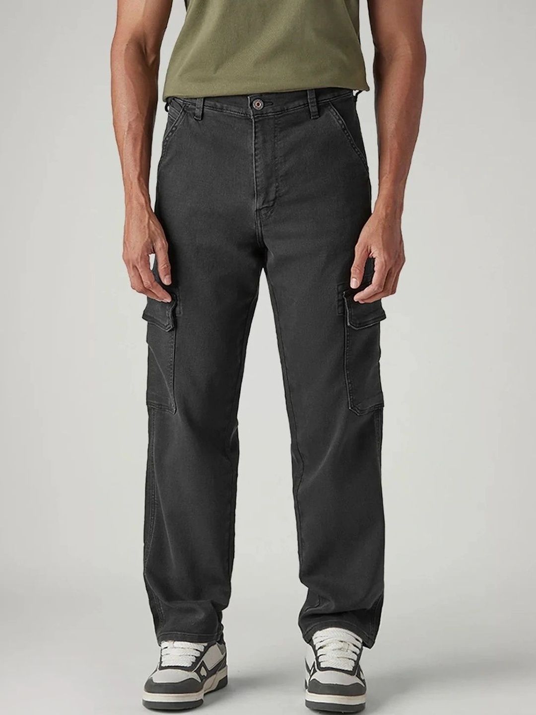 Levis Men Classic Relaxed Fit Mid-Rise Stretchable Jeans-picture-17