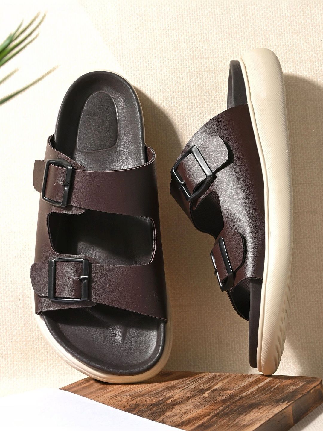 Roadster Men Comfort Sandals-picture-15