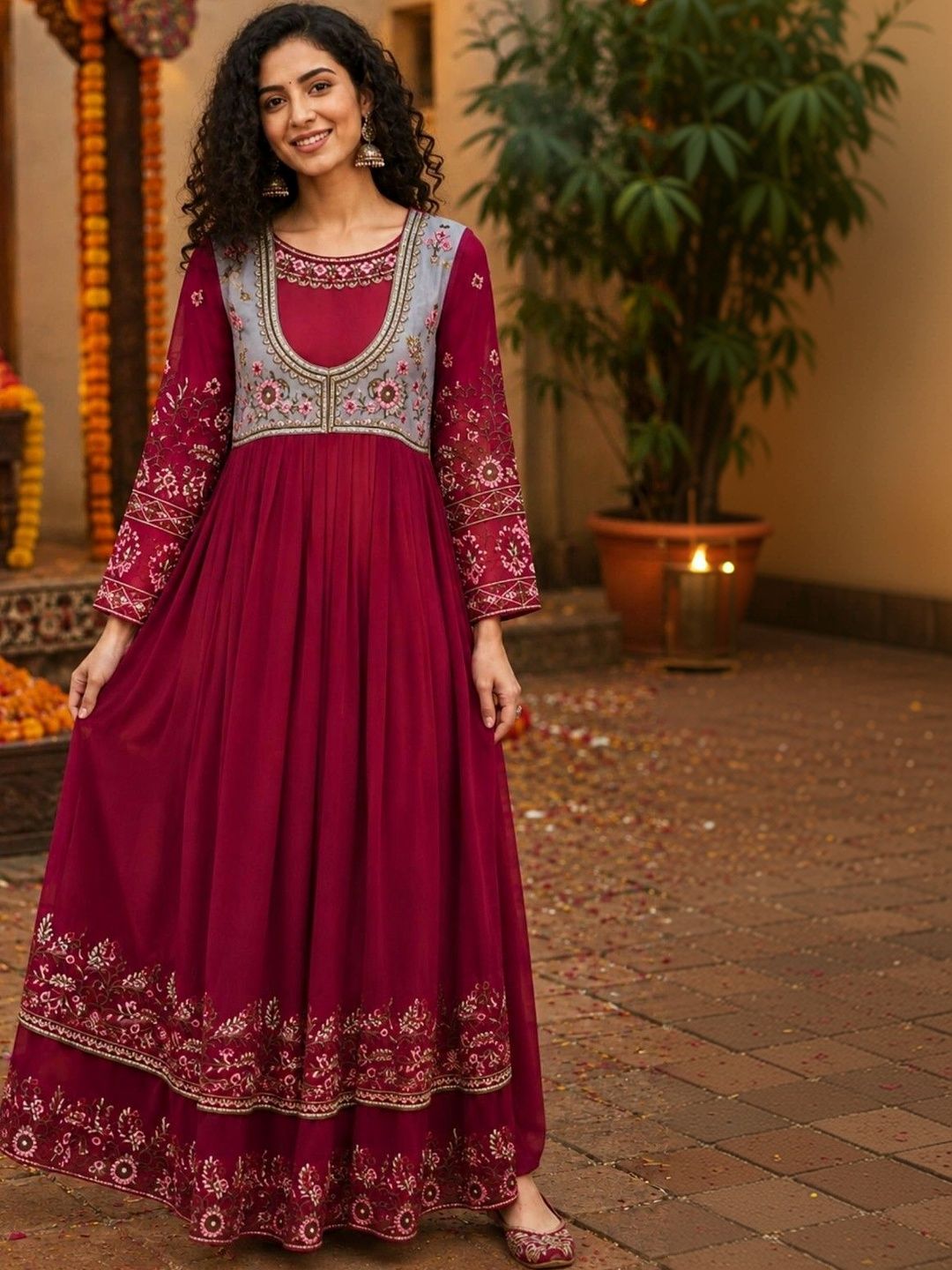 SIMNILSTUDIO Floral Embroidered Thread Work Thread Work Empire Anarkali Kurti-picture-56