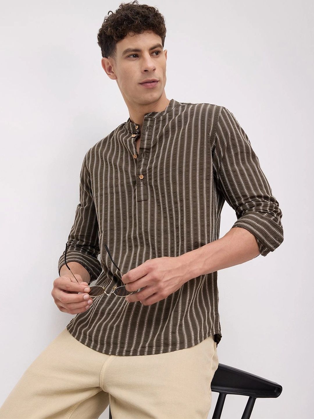 VASTRADO Men Striped Jacquard Kurta-picture-24