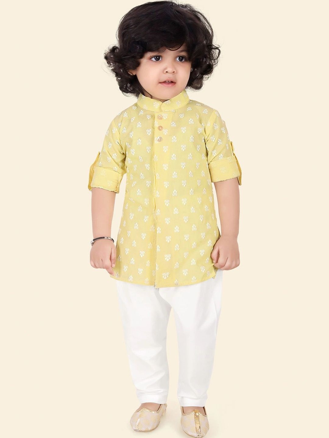 Ethniks Neu-Ron Boys Ethnic Motifs Embroidered Regular Thread Work Pure Cotton Kurta with Pyjamas-image-19
