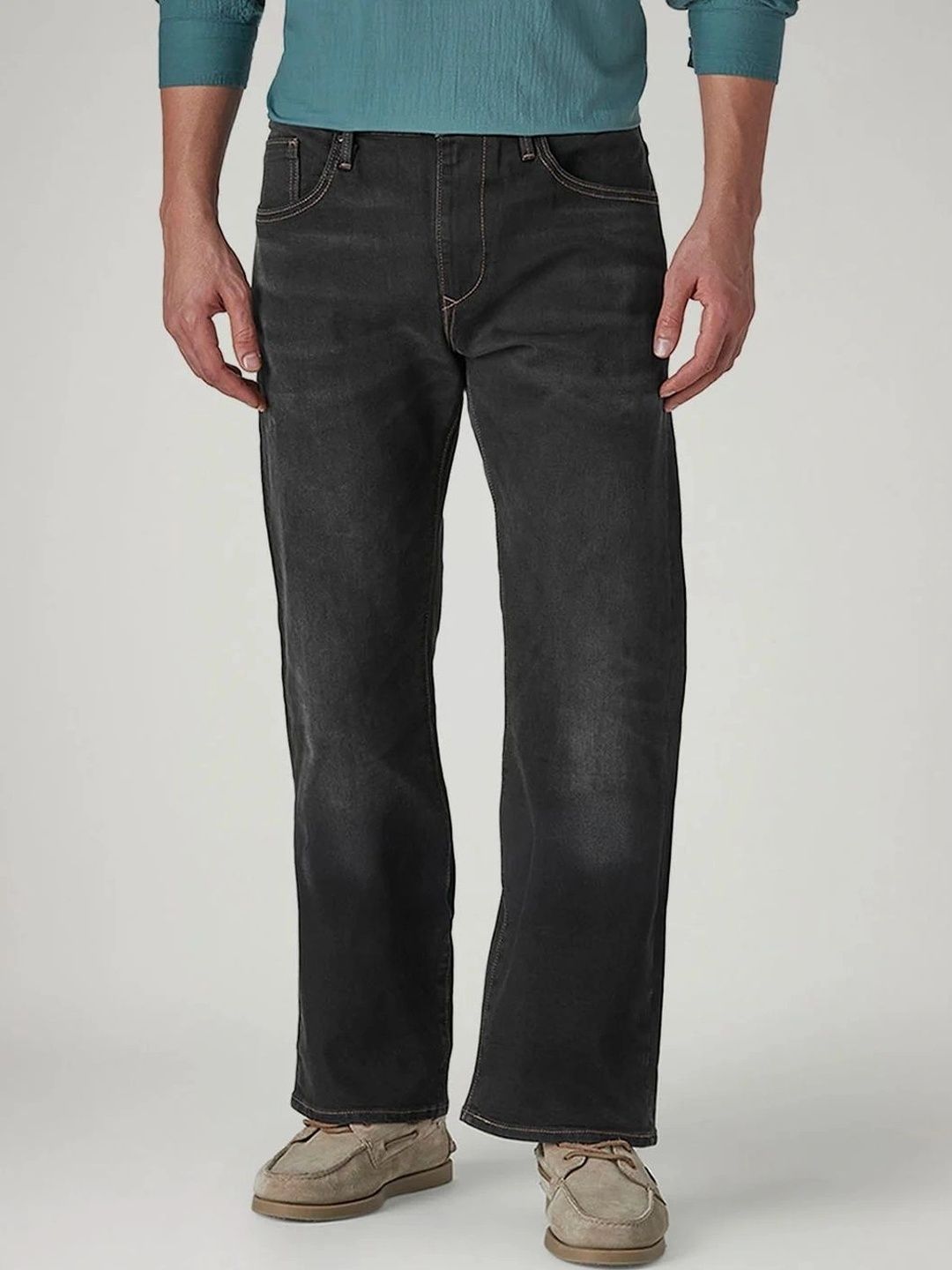 Levis Men Classic Straight Fit Mid-Rise Low Distress Light Fade Stretchable Jeans-picture-32