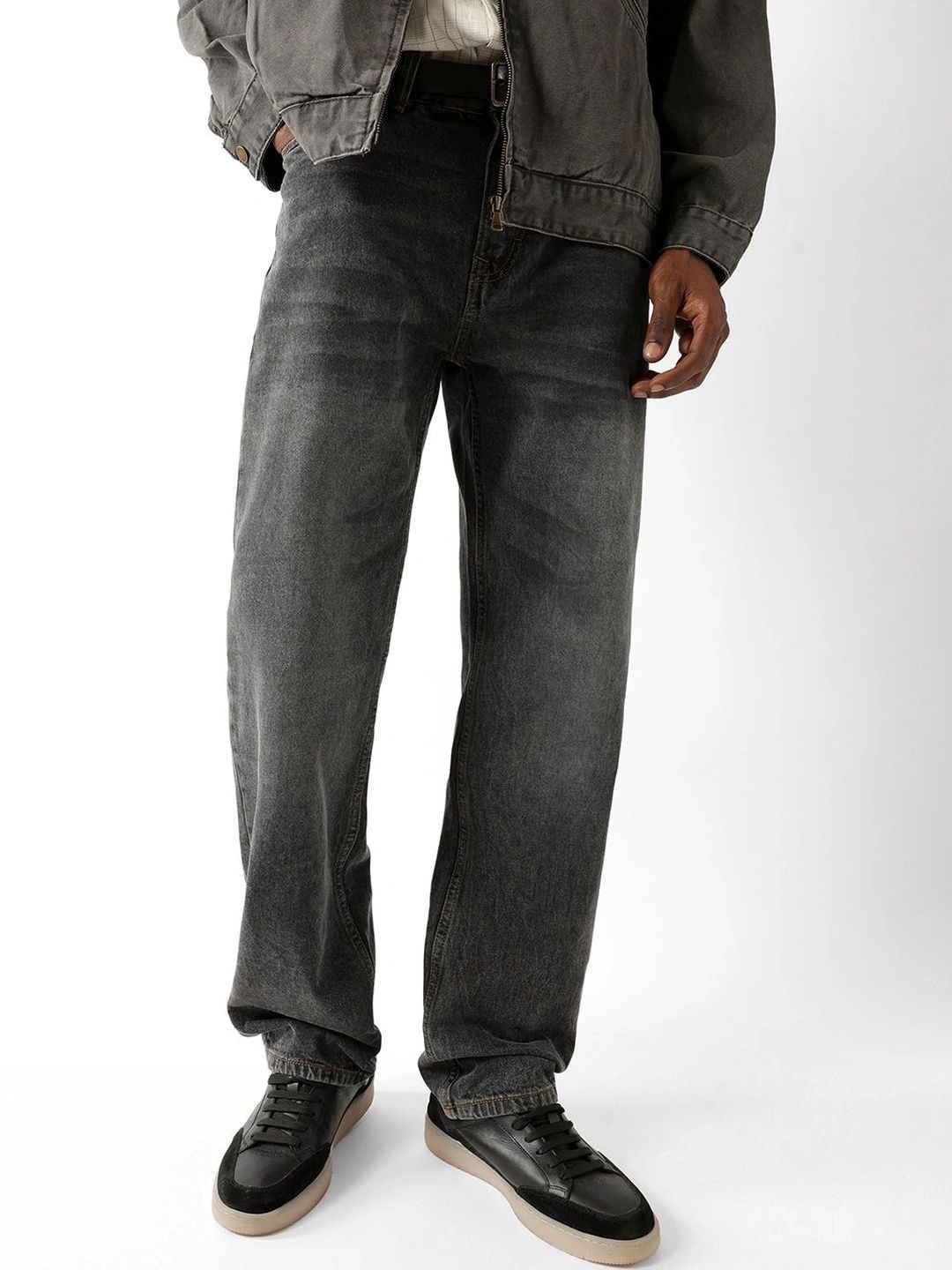 THE BEAR HOUSE Men Straight Fit Mid-Rise Light Fade Jeans-picture-25