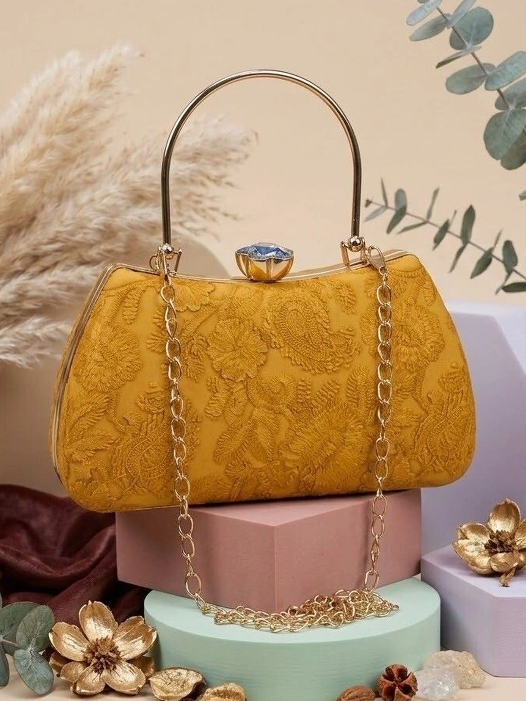 MISHA Embroidered Box Clutch-picture-42
