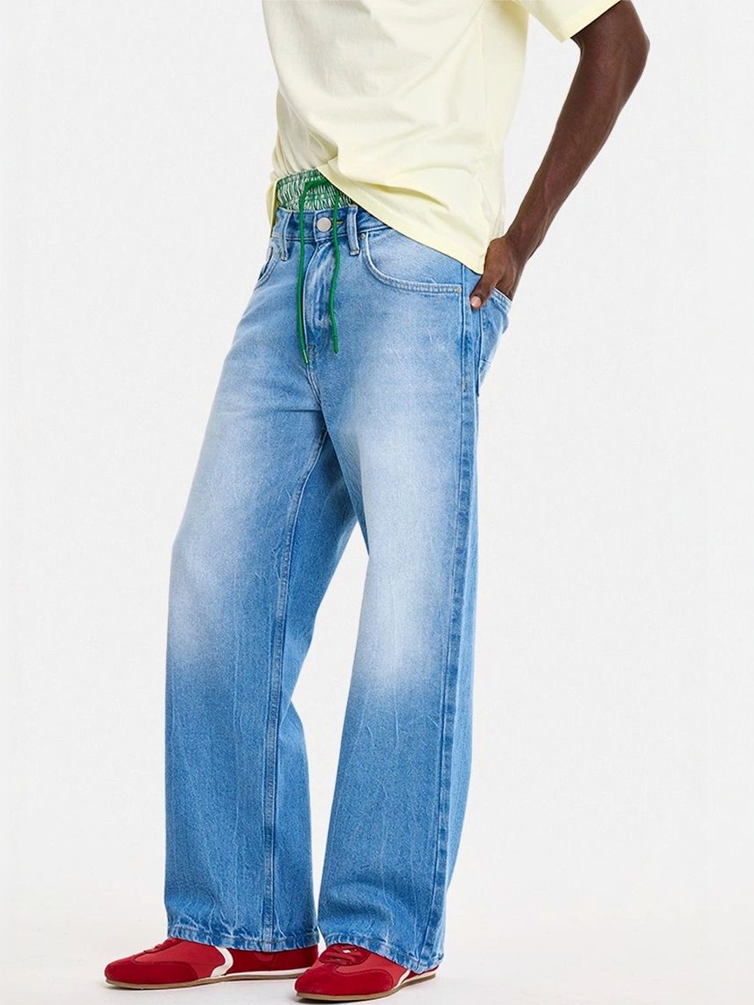 Snitch Men Relaxed Fit Mid-Rise Light Fade Coated Jeans-picture-13