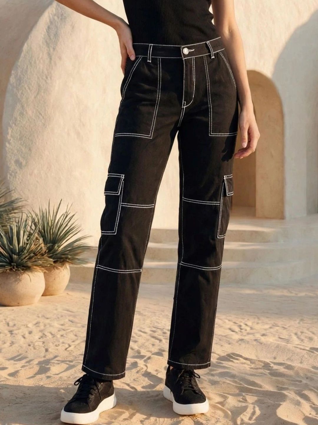LINARIA Women Classic Cargos Trousers-picture-19