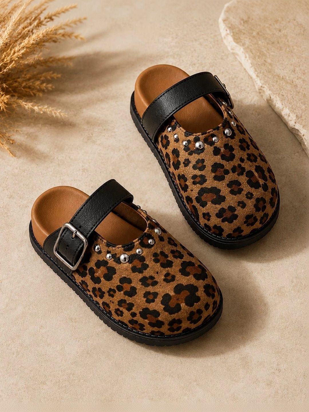 BAESD Girls Printed Clogs-picture-44