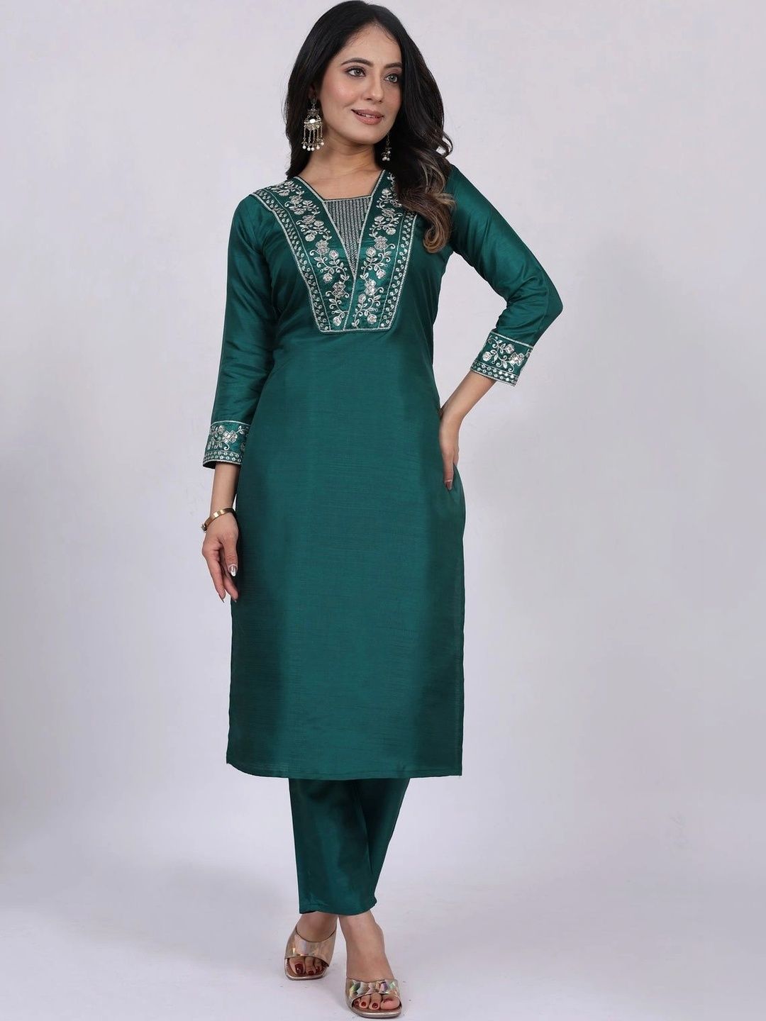 Chandbaali Women Ethnic Motifs Embroidered Regular Thread Work Kurta with Trousers-picture-12