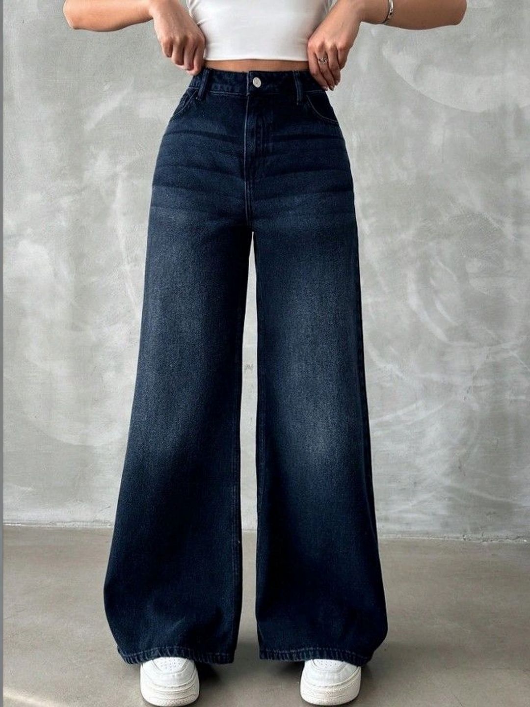 Encrypt Women High-Rise Light Fade Jeans-picture-42