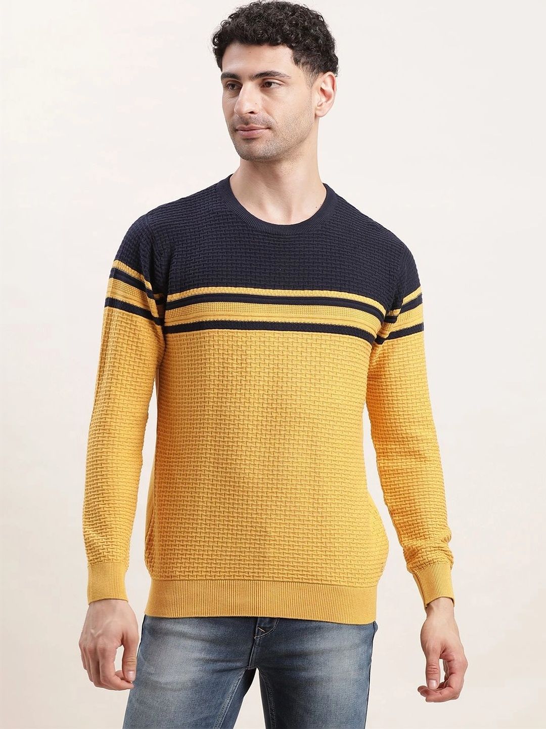 Turtle Men Colourblocked Pullover-picture-23