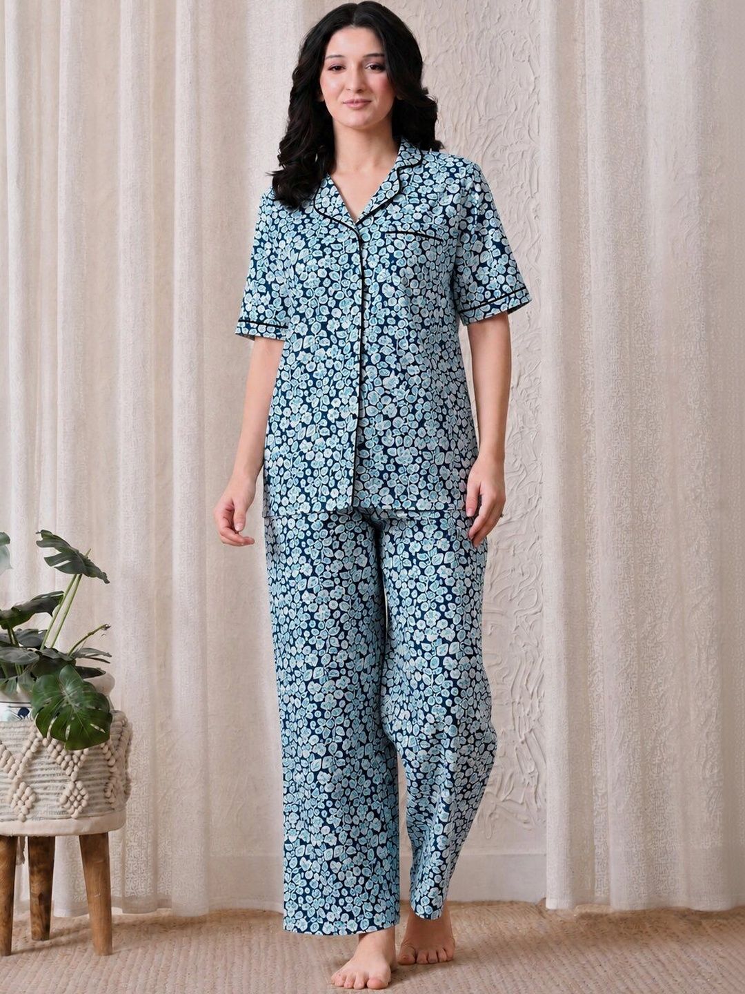Saanvi Collection Women Printed Night suit-image-5