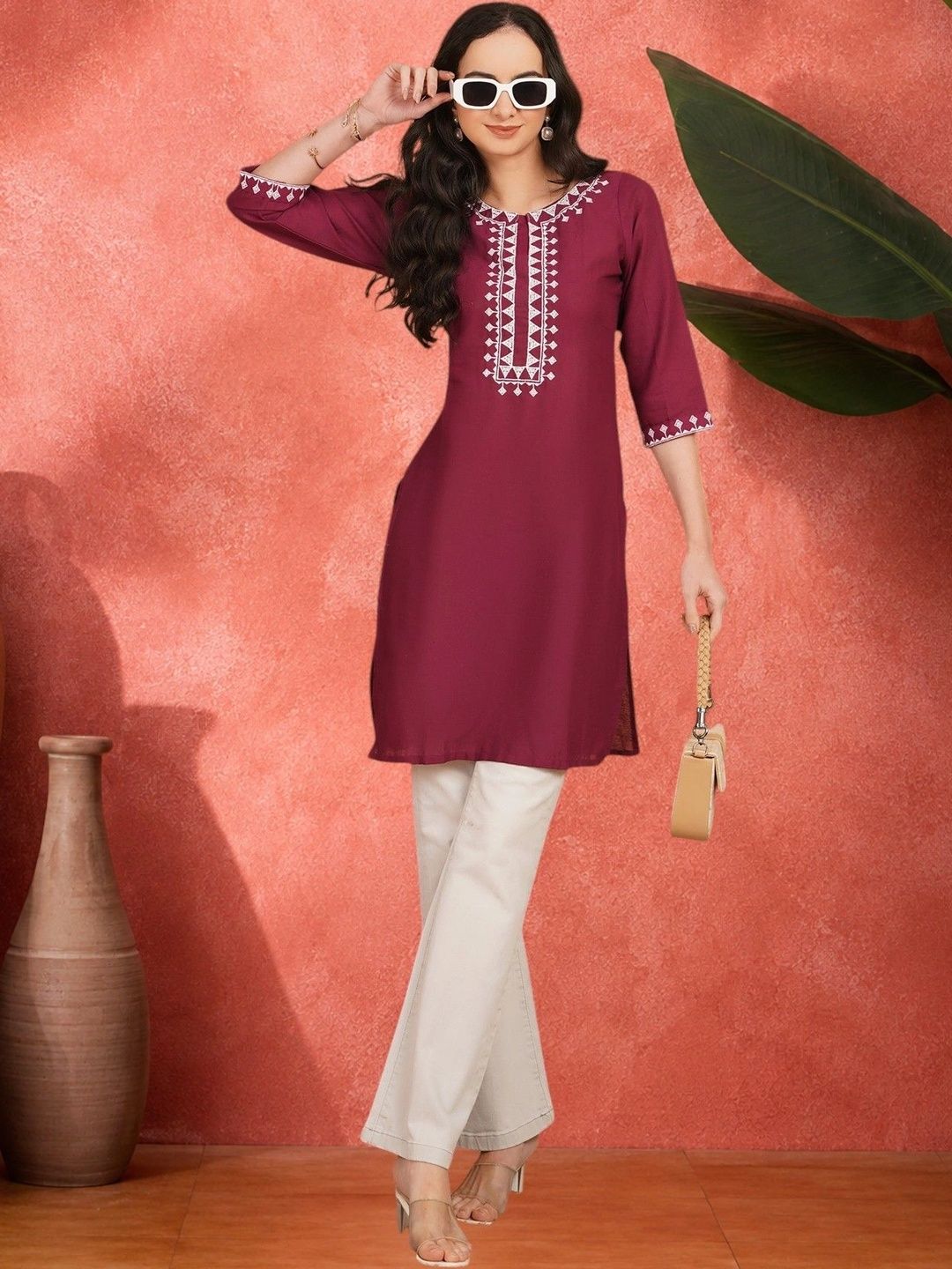 Sangria Ethnic Motifs Embroidered Pure Cotton Blend Khadi Kurti-picture-24