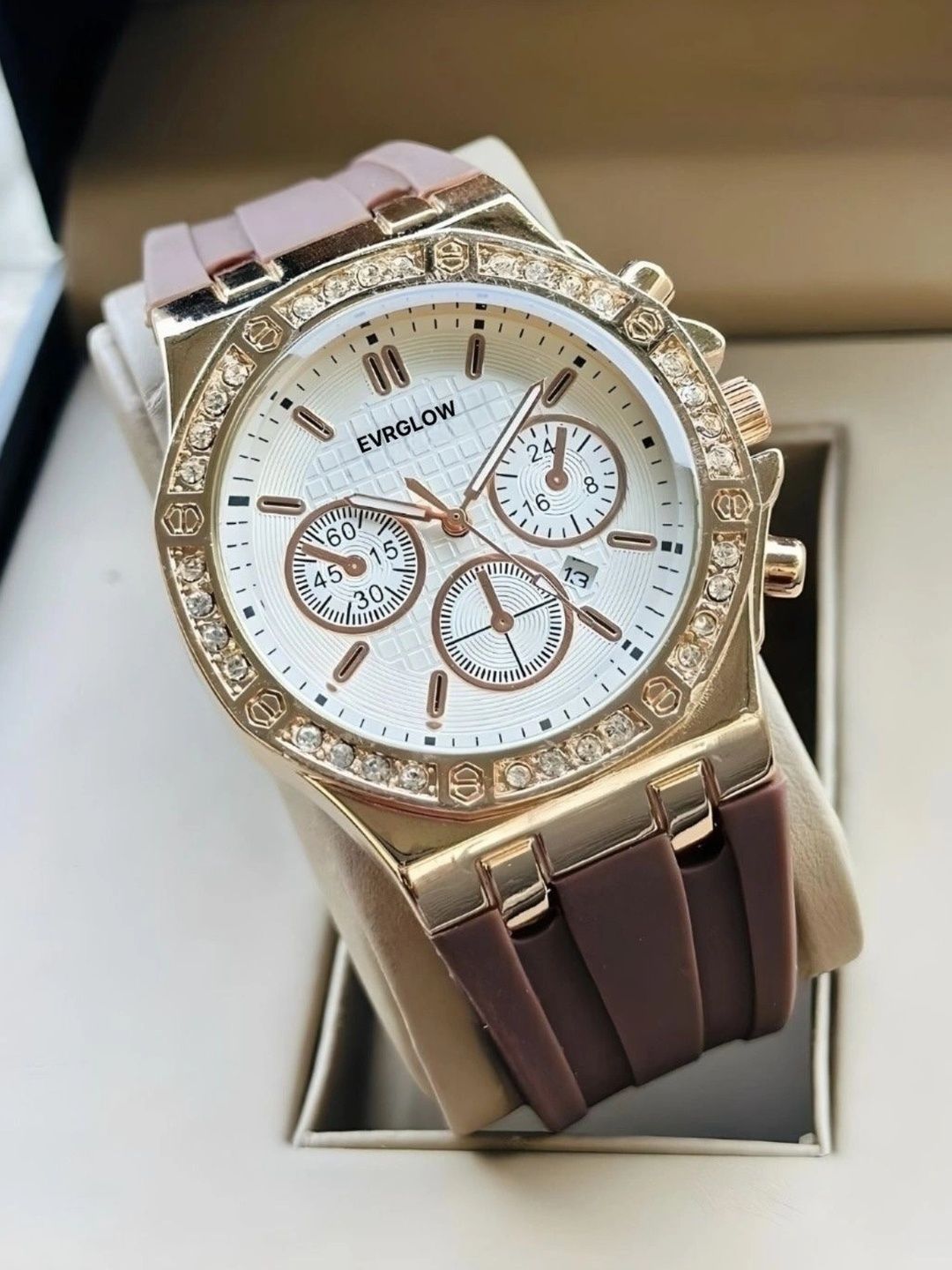 EVRGLOW Men Dial & Stainless Steel Straps Analogue Chronograph Watch EVM-029-WHITE-BROWN-BELT-image-17