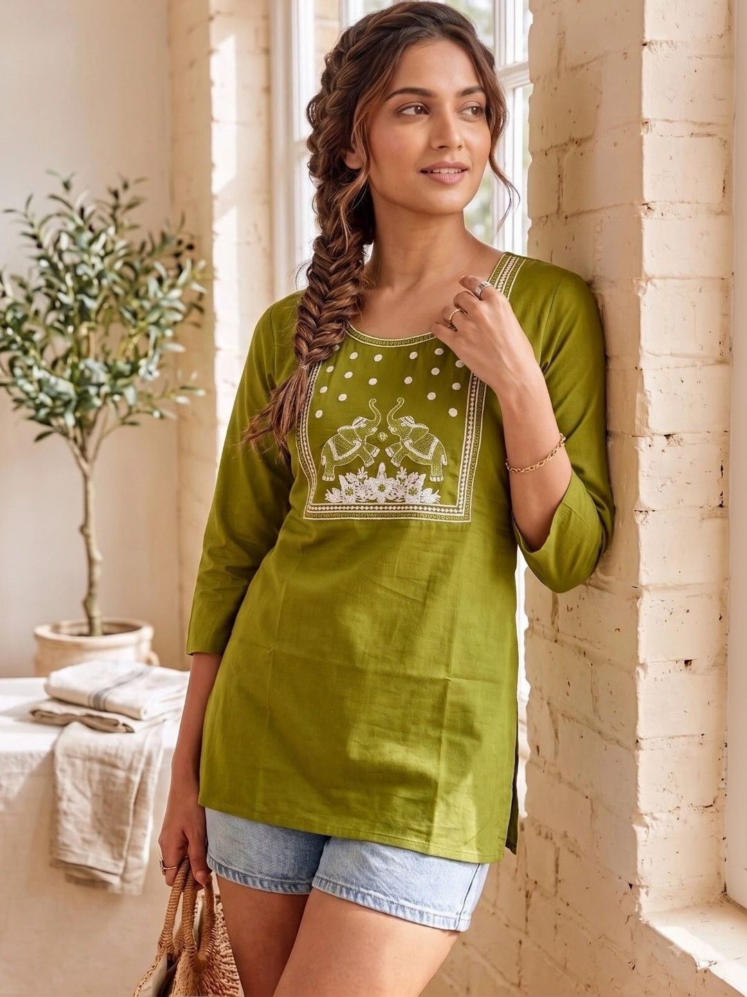 AXI COUTURE Ethnic Motifs Embroidered Thread Work Pure Cotton Thread Work Kurti-picture-35