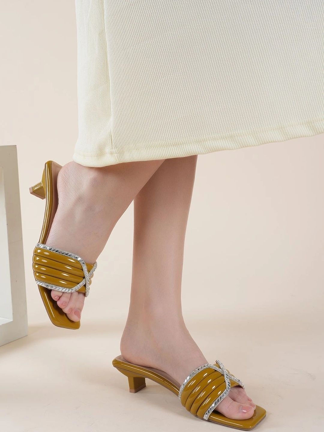BELVE PARIS Textured Kitten Mules-picture-27