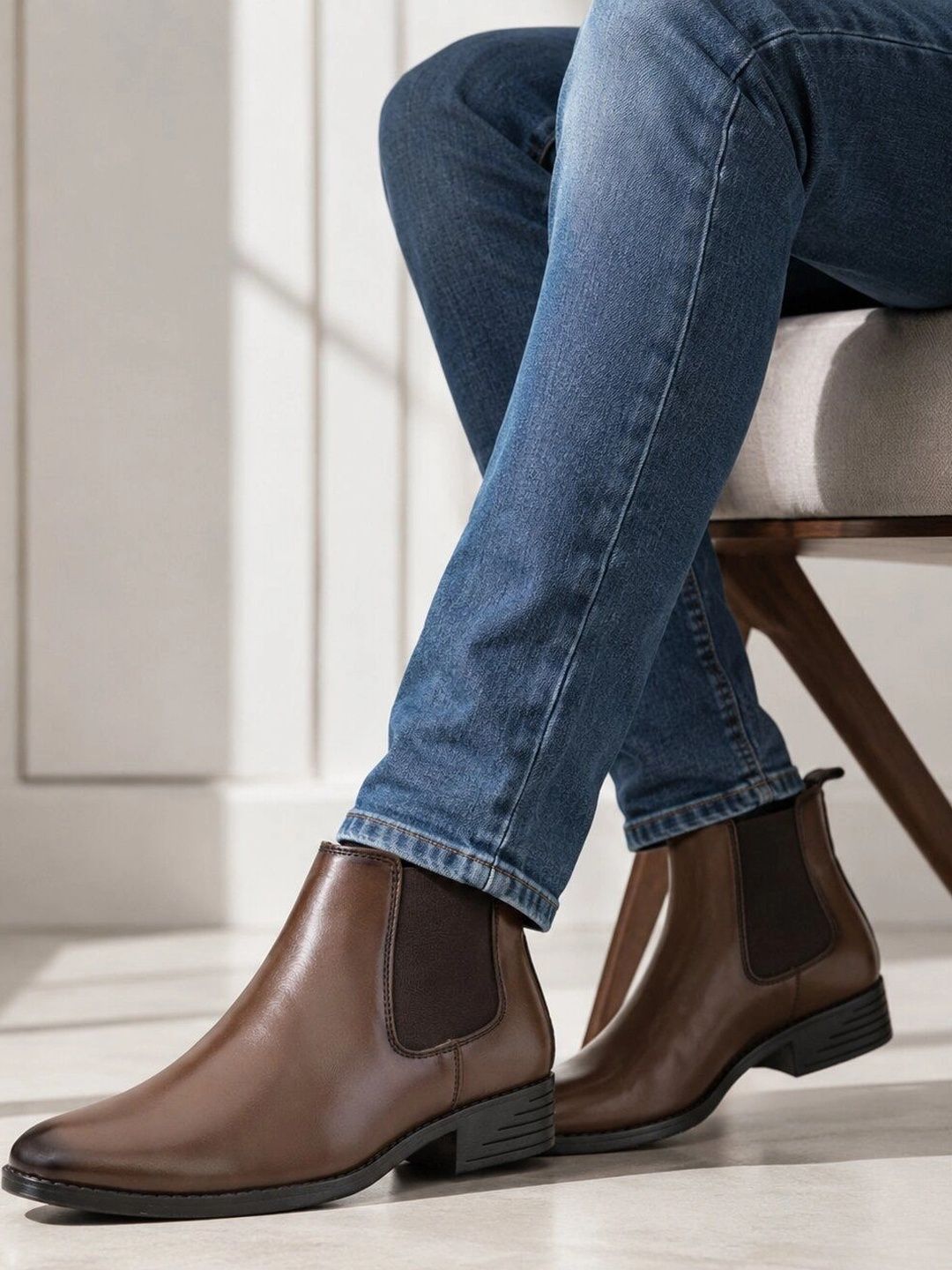 The Roadster Lifestyle Co Men Round Toe Chelsea Boots-picture-25