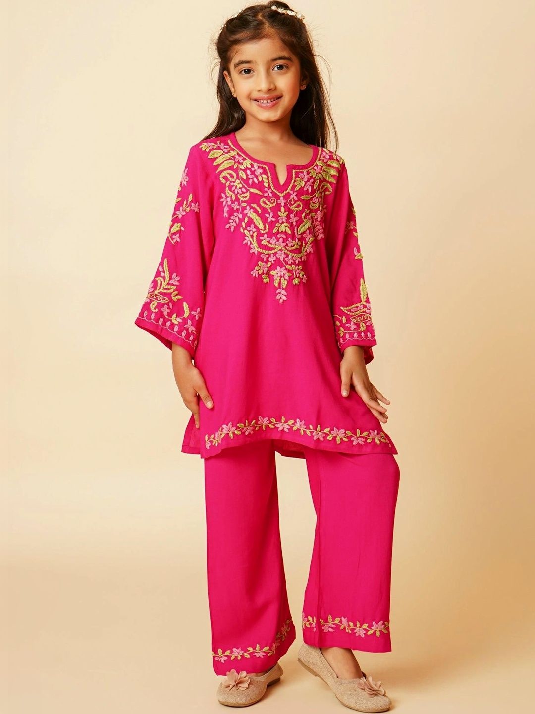 HOUSE OF KARI Girls Floral Embroidered Regular Chikankari Pure Cotton Kurta with Pyjamas-picture-21