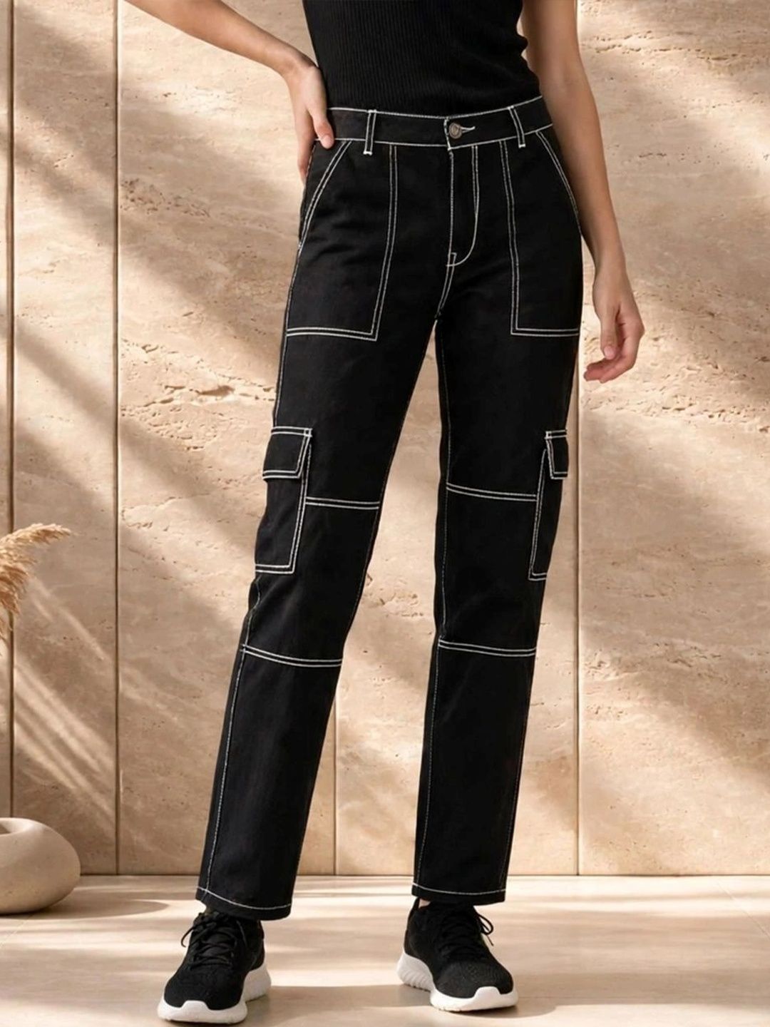 LINARIA Women Classic Cargos Trousers-picture-27