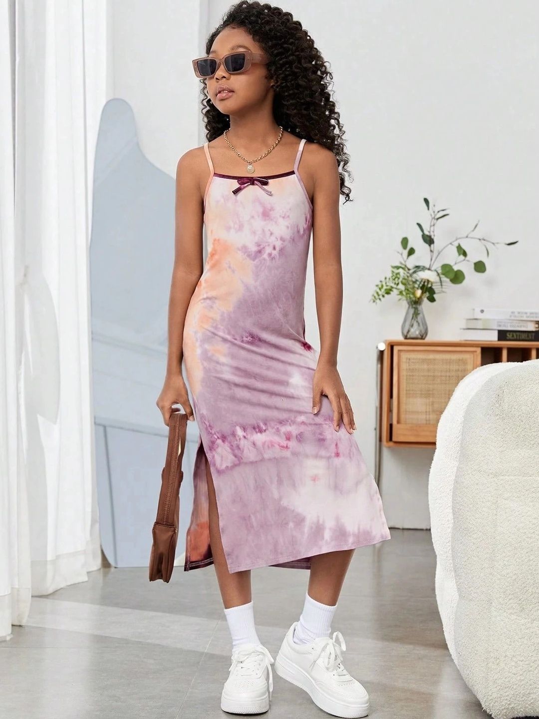 Miss & Chief Floral Print Applique Crepe Bodycon Midi Dress-picture-34