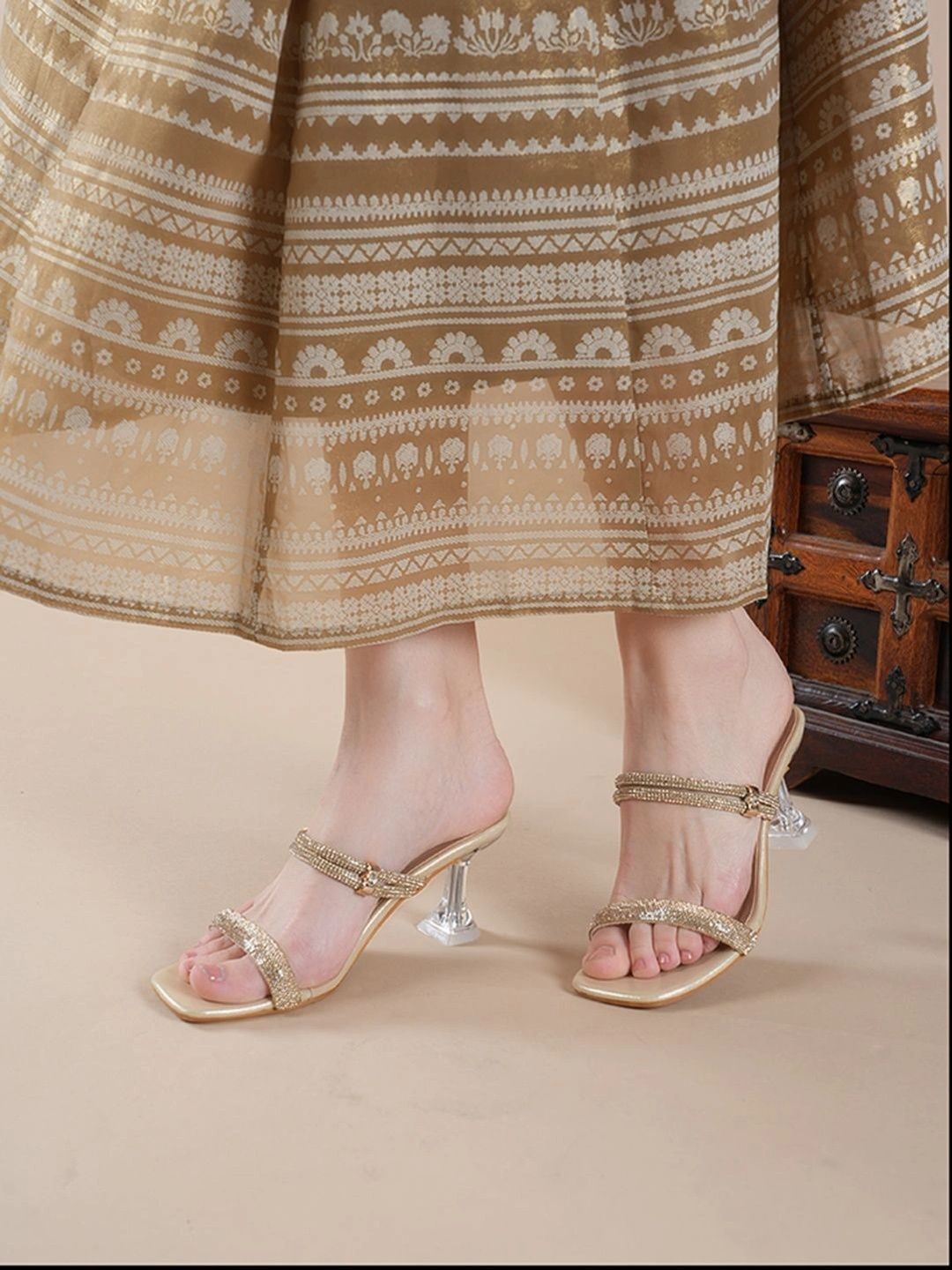 BELVE PARIS Embellished Stiletto Mules-picture-35