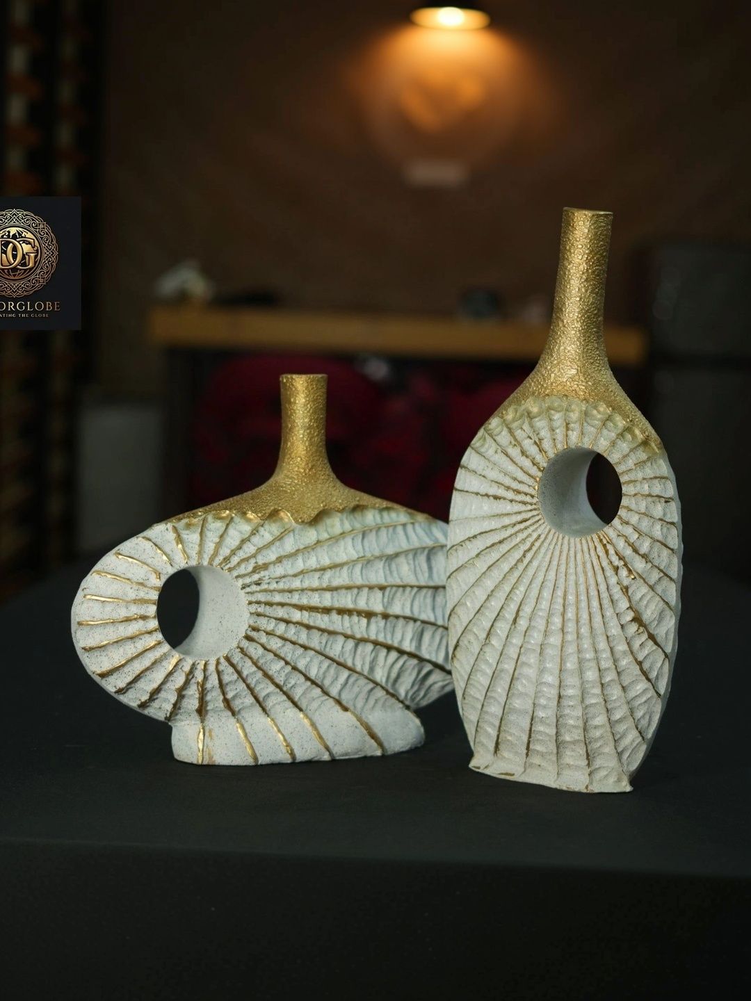 DecorGlobe White Curio Showpiece-picture-4