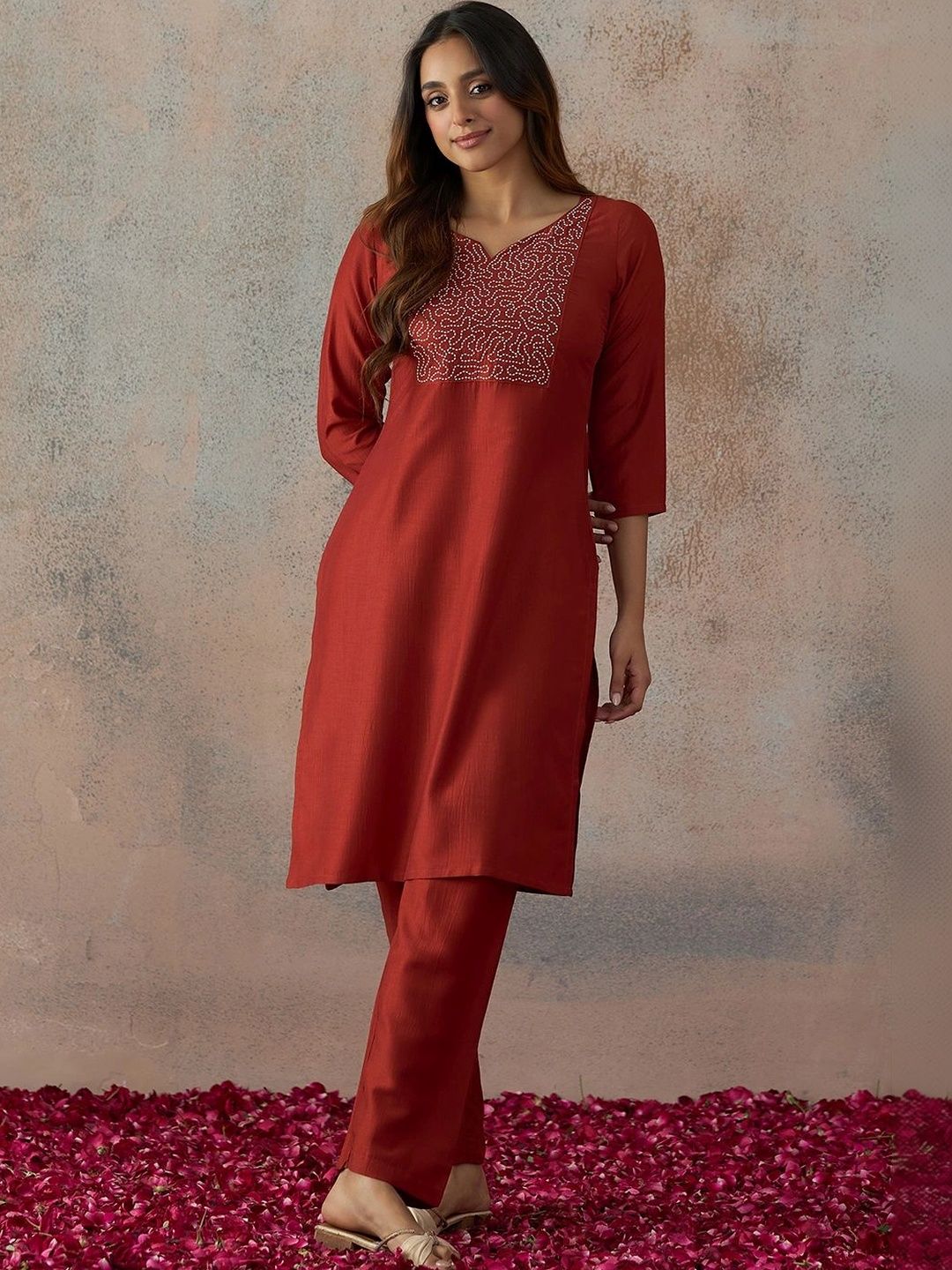 Anouk X fwd Women Ethnic Motifs Embroidered Regular Thread Work Kurta with Trousers-picture-15