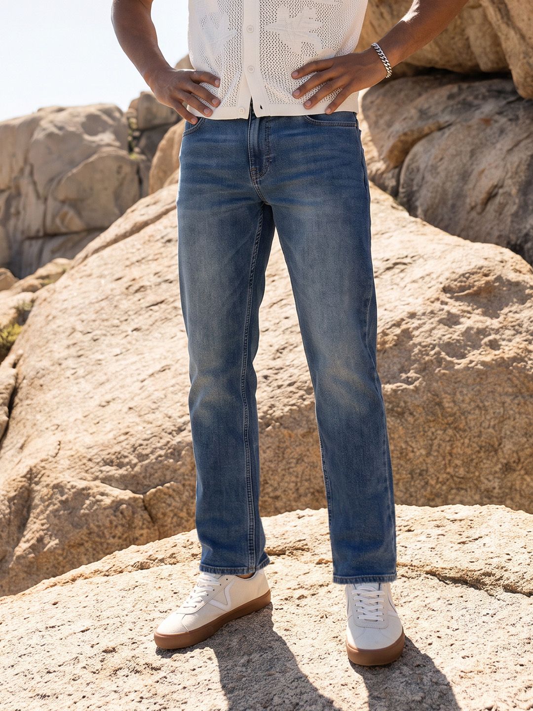 The Roadster Life Co. Men Straight Fit Heavy Fade Stretchable Jeans-picture-21