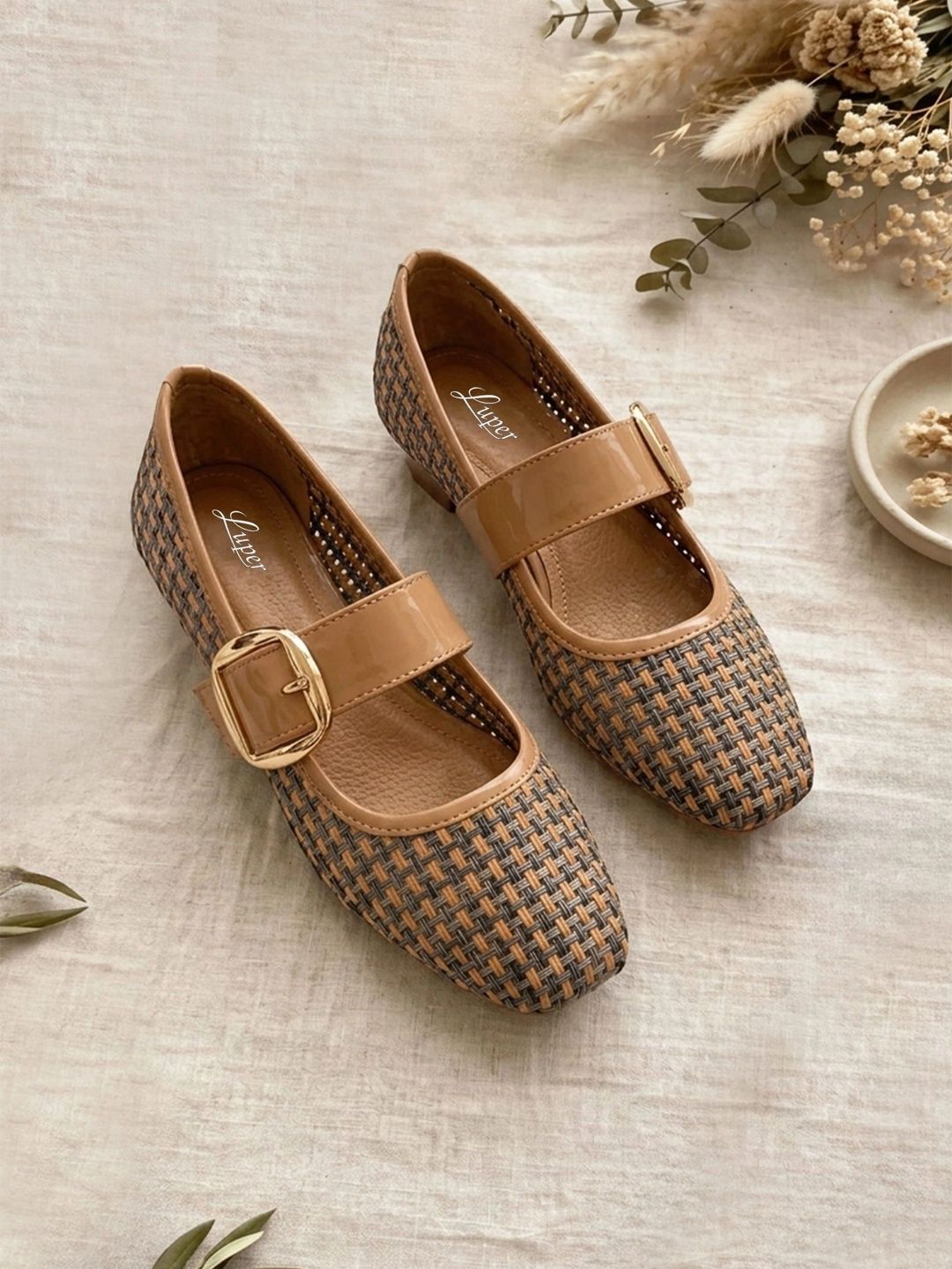 Luper Women Buckles Flats-picture-4