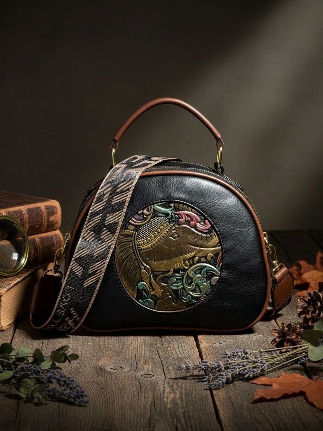 GLOSSY Textured PU Sling Bag-picture-52