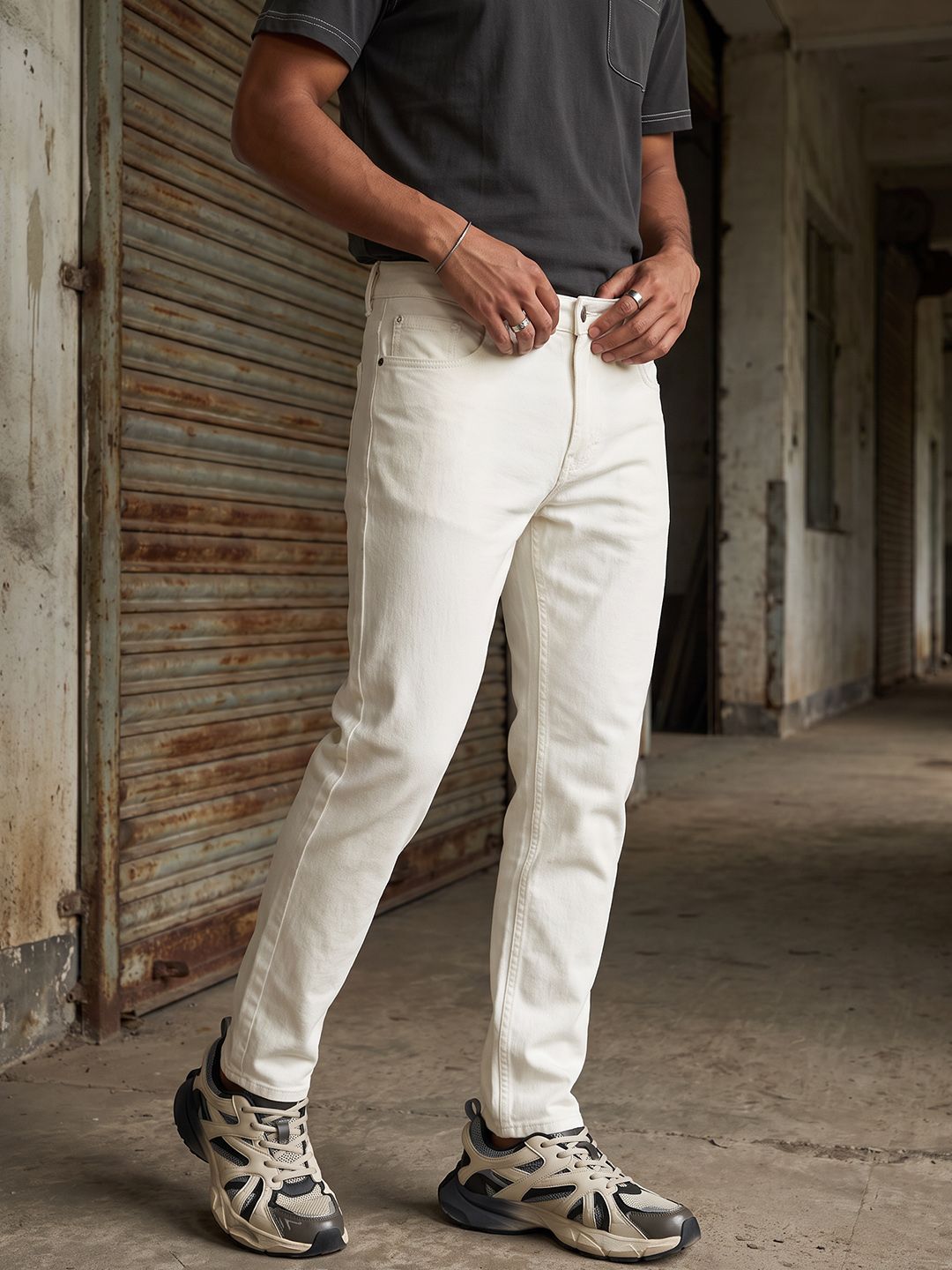 The Roadster Life Co. Men Slim Fit Stretchable Jeans-picture-35