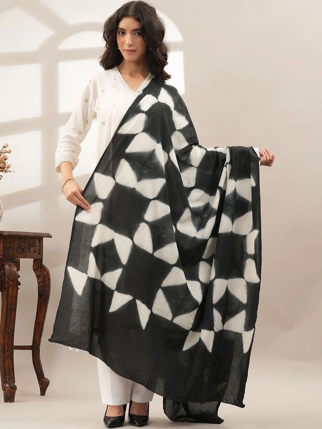 Style Shoes Dyed Pure Cotton Tie and Dye Dupatta-picture-32