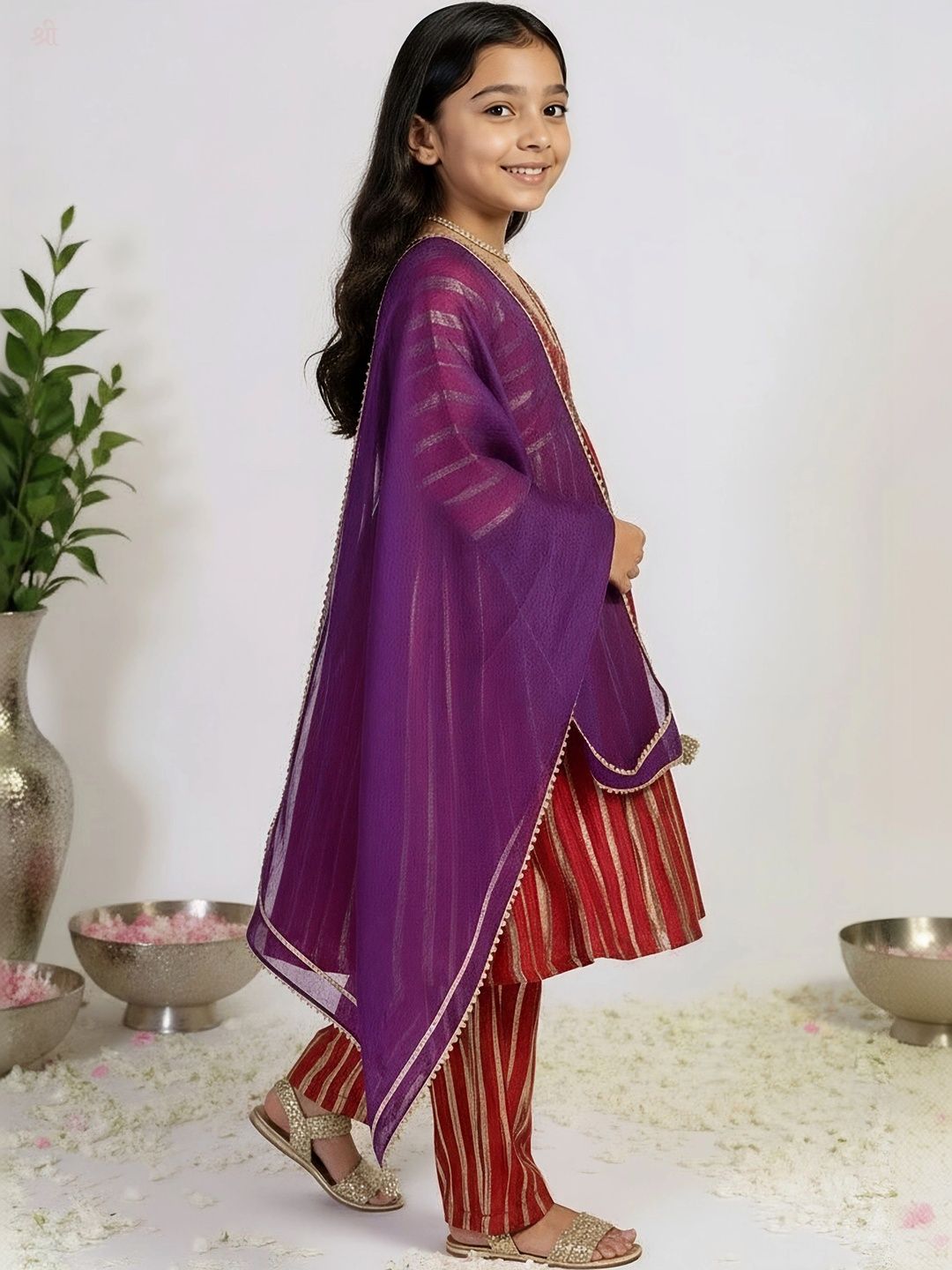 Little Carrot Girls Empire Kurta with Trousers & With Dupatta-picture-15