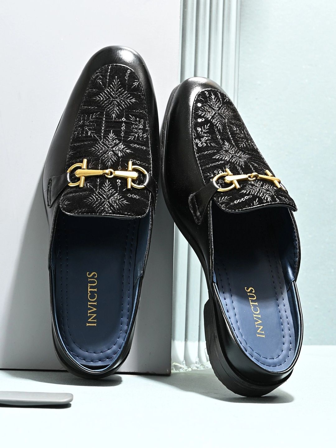 INVICTUS Men Woven Design Mules-picture-52