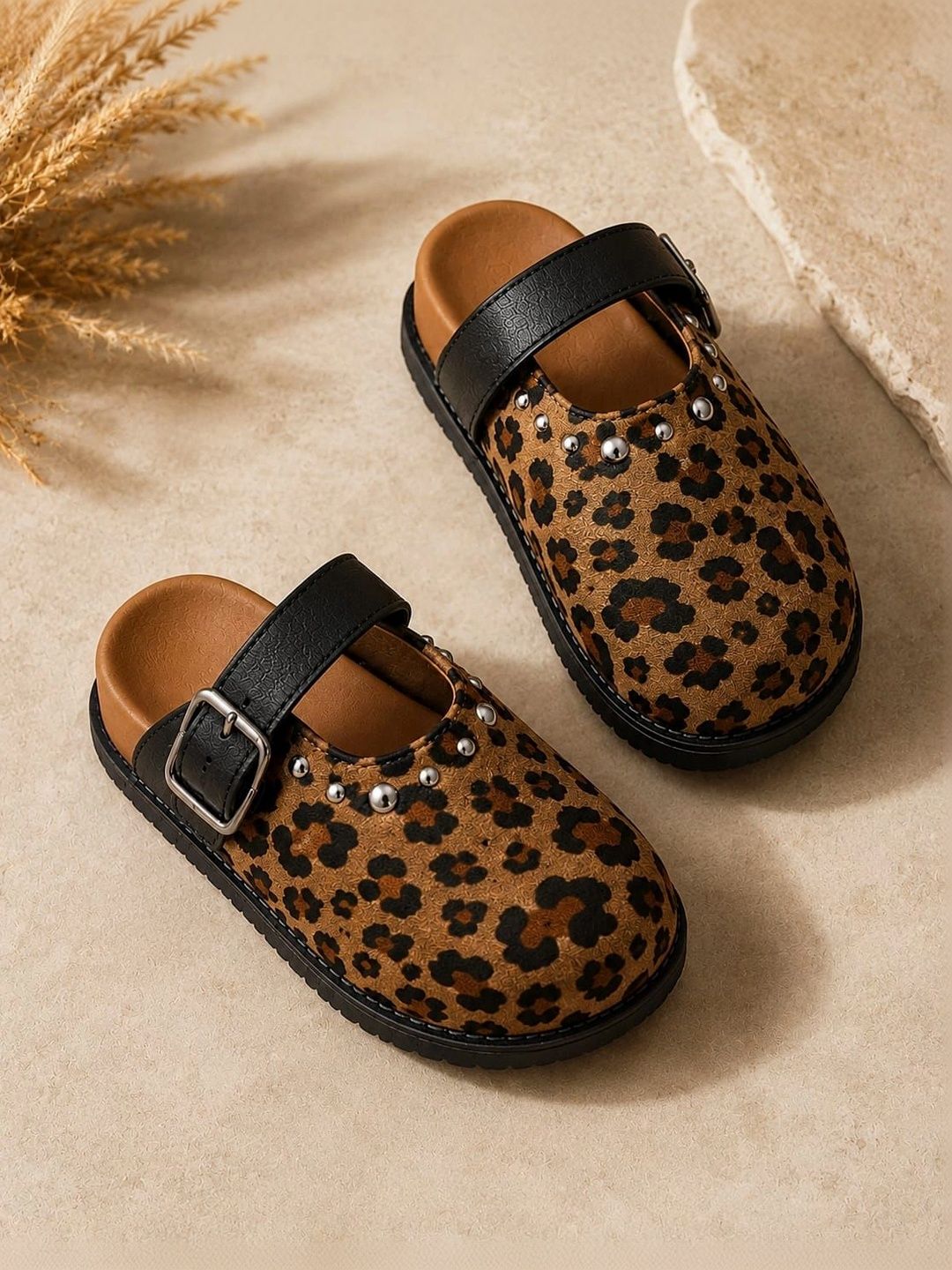 NEW STEPS Girls Printed Clogs-picture-55