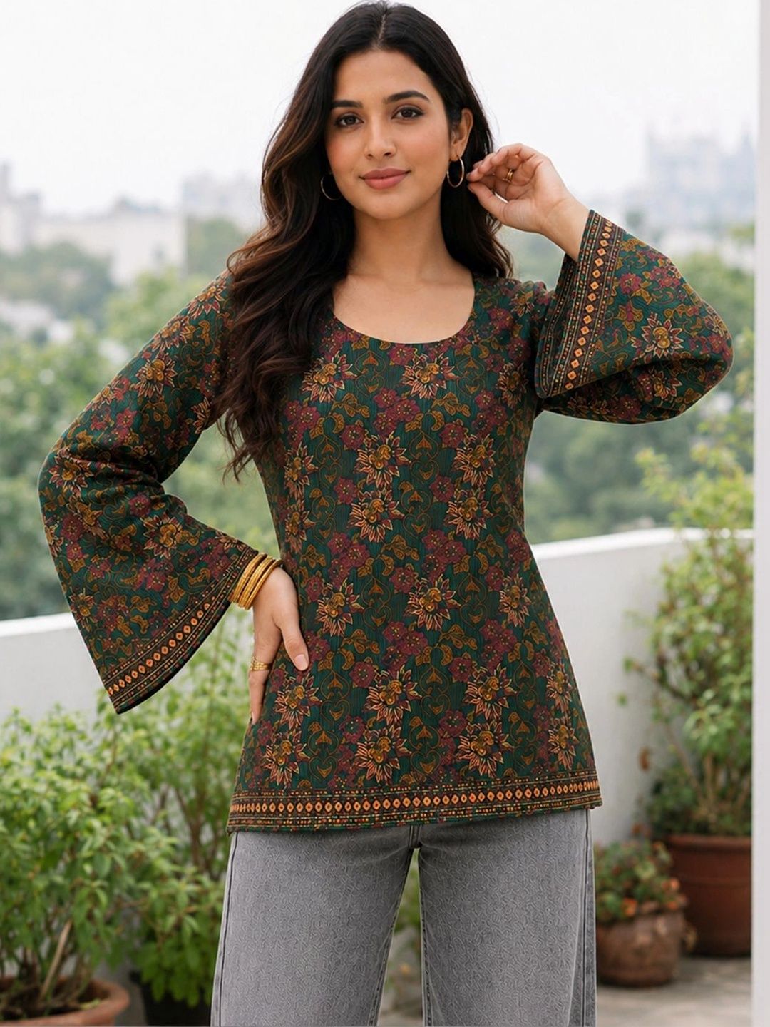 Aaghnya Floral Printed Kurti-picture-14