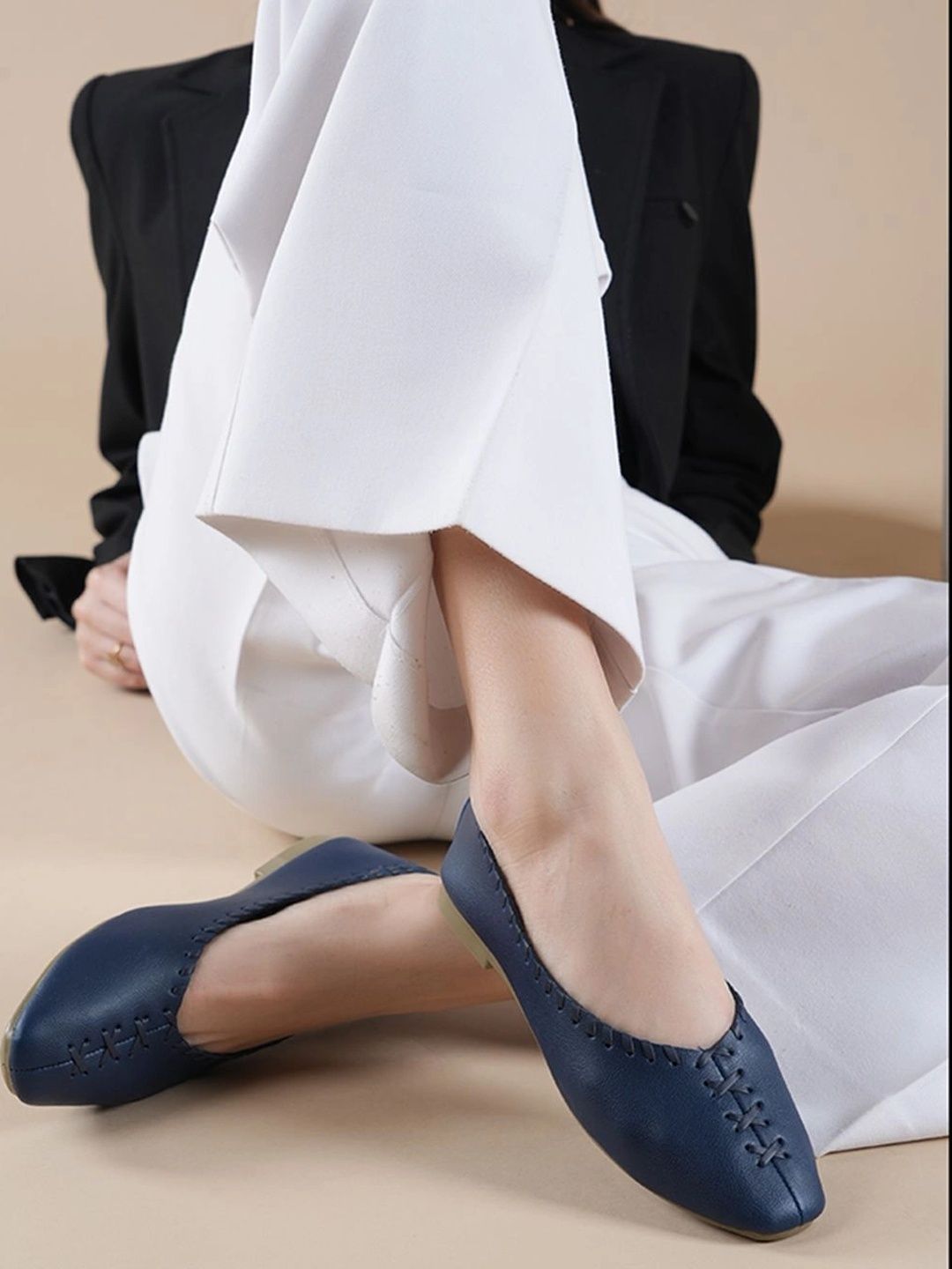 BELVE PARIS Textured Pumps-picture-58