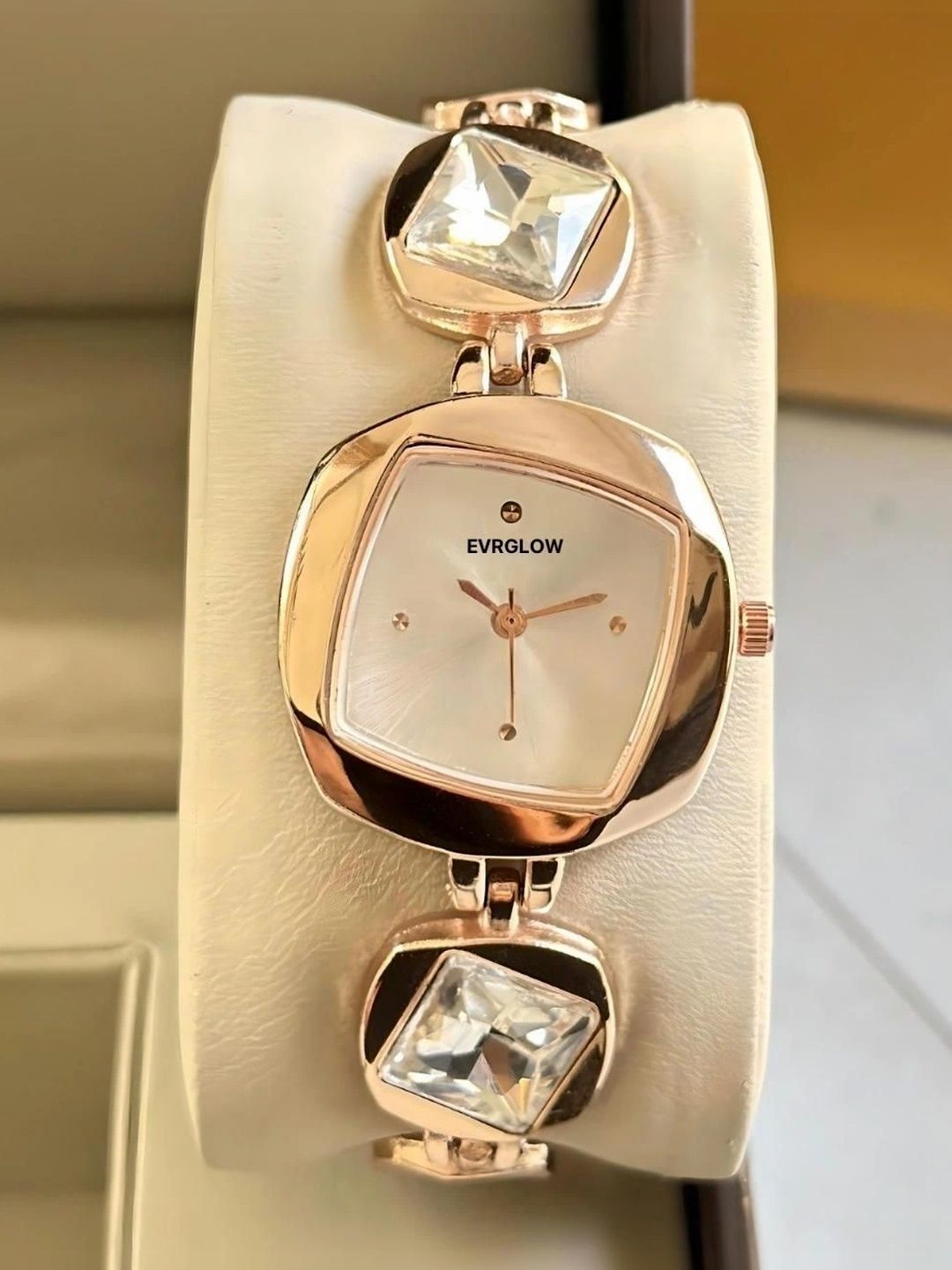 EVRGLOW Women Dial & Stainless Steel Bracelet Style Straps Analogue Watch DRW-27-COMBO-ROSE-WHITE &-image-8