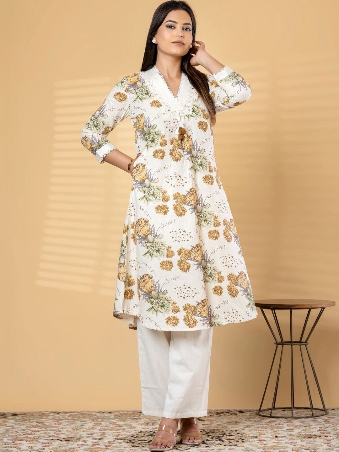 Readiprint Women Floral Printed Regular Pure Cotton Kurta with Trousers-image-19