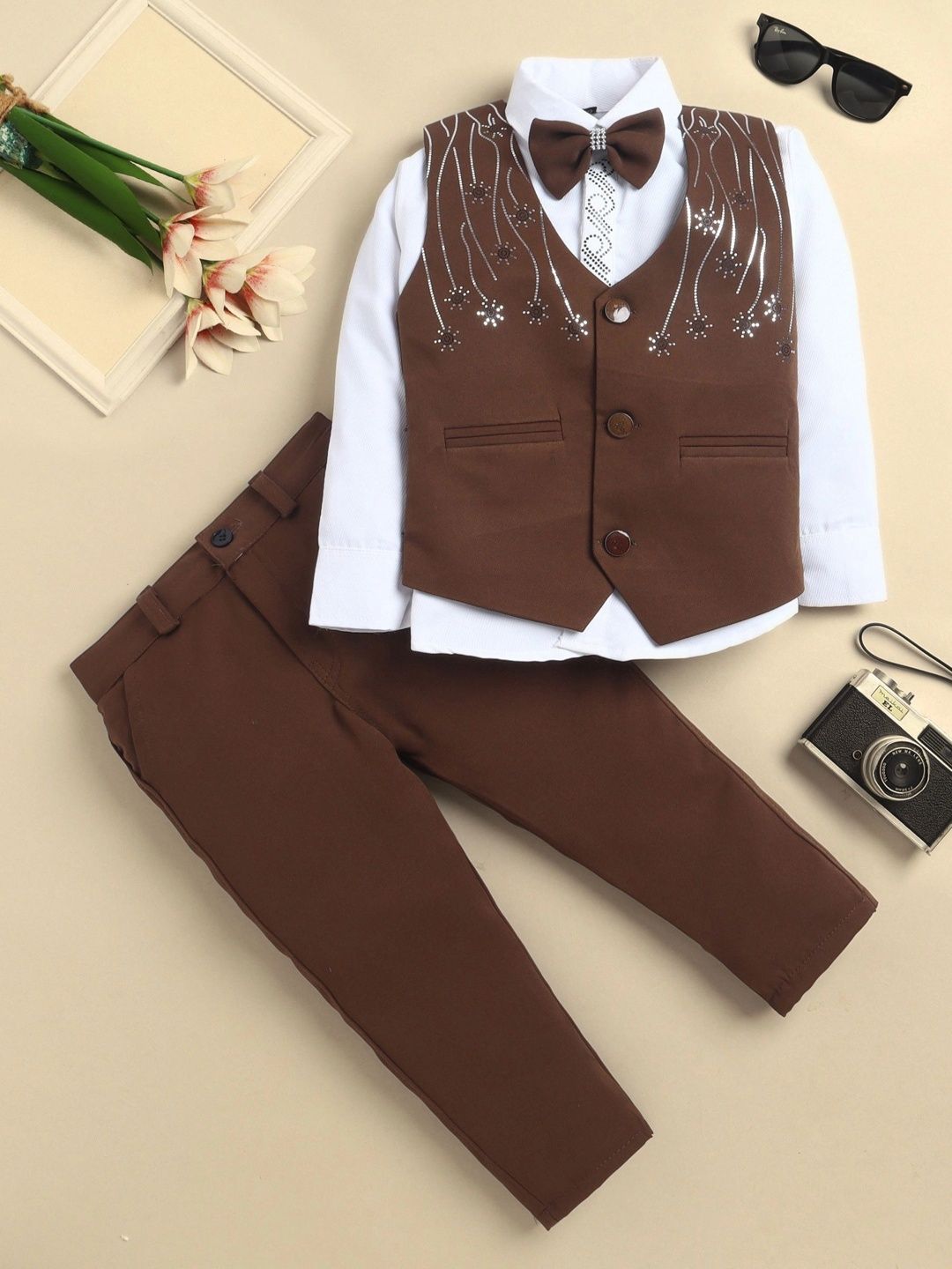 Sangria Boys Sequins Embellished V-Neck Three-Piece Suit With Bowtie-picture-11