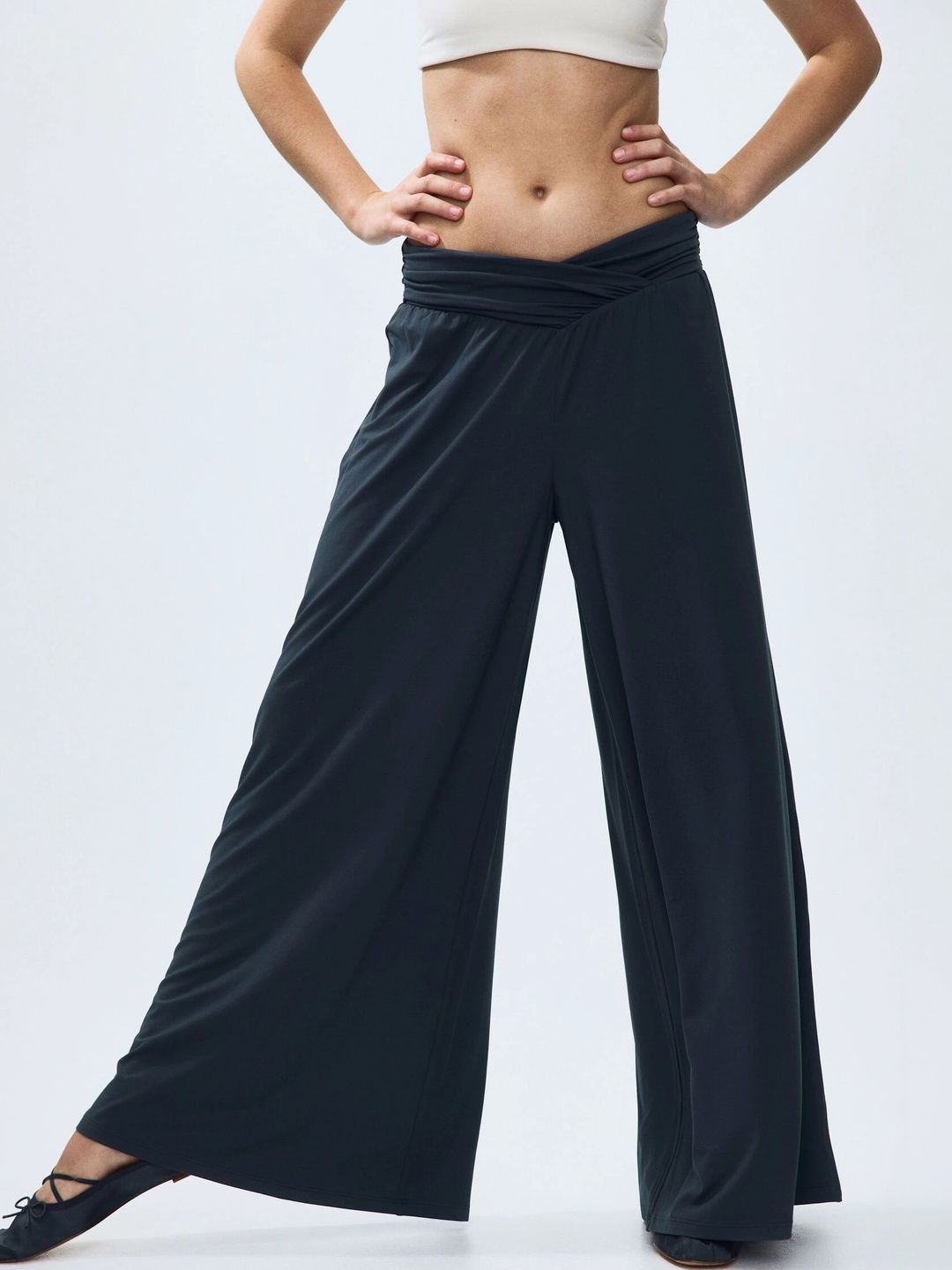 H&M Women Trousers-picture-43