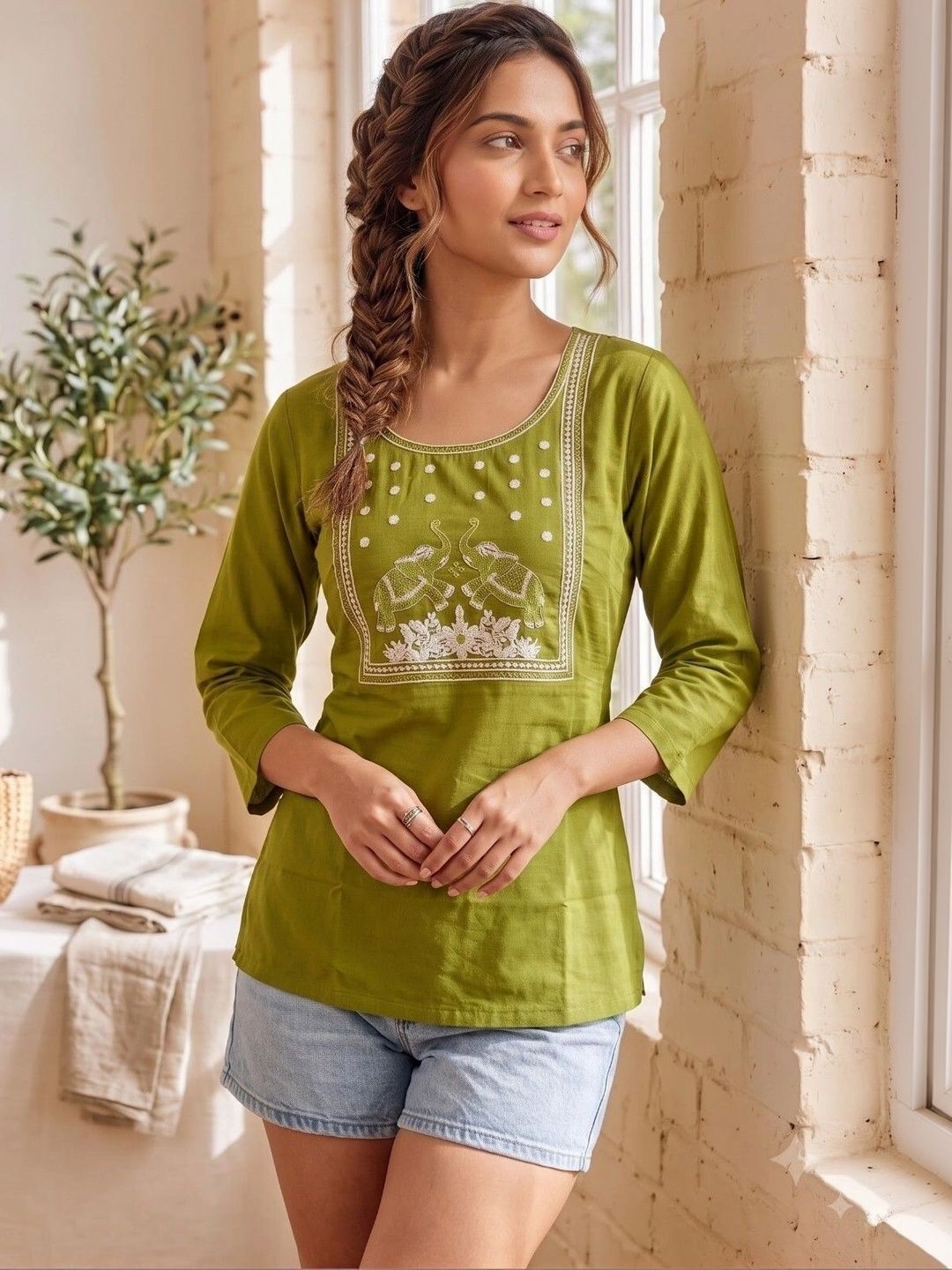 AXI COUTURE Embroidered Cotton Round Neck Tunic-picture-20