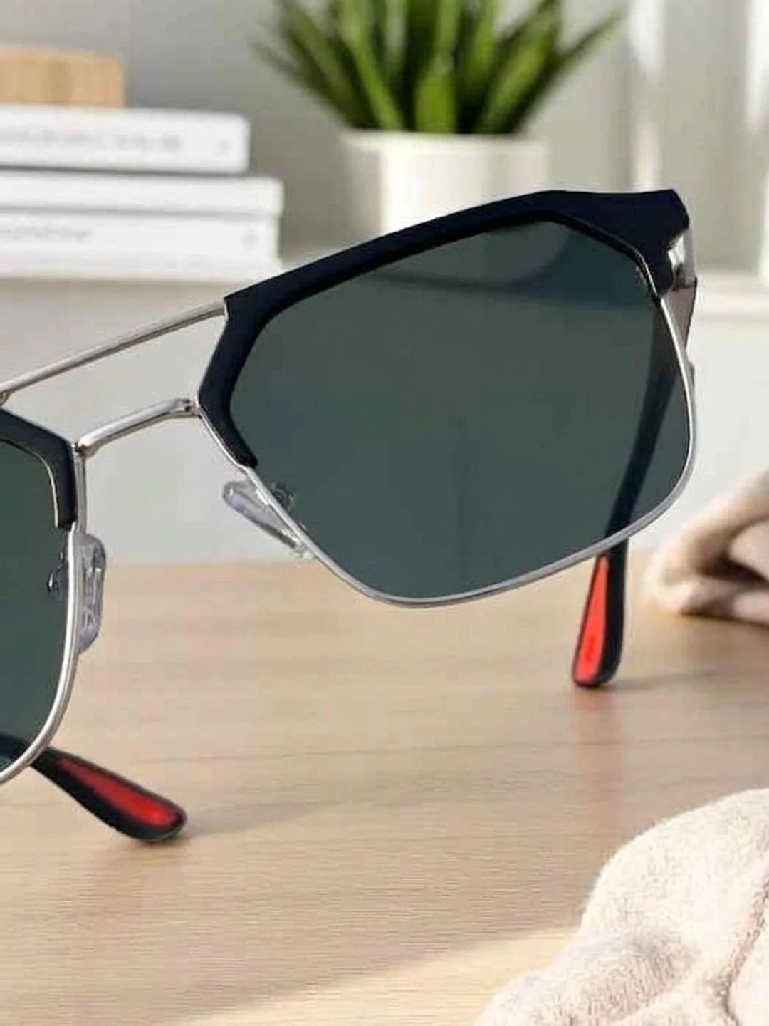 RICH CLUB Unisex Black Lens & Black Square Sunglasses with-picture-43