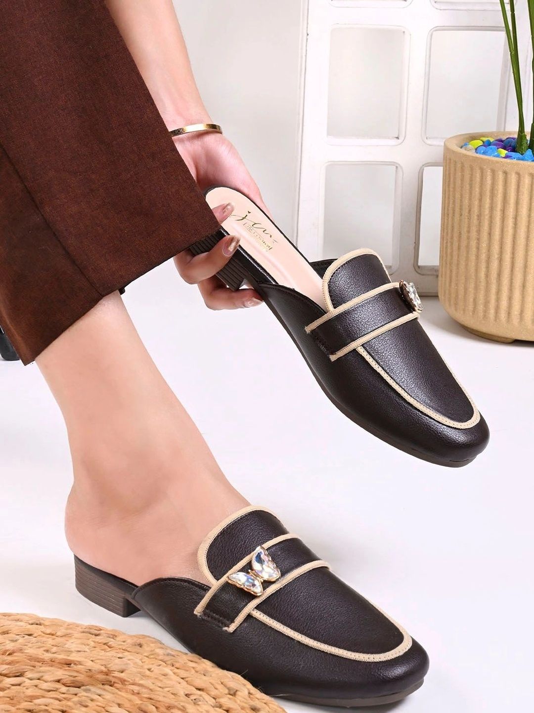 JM Looks Women Mules Flats-picture-22