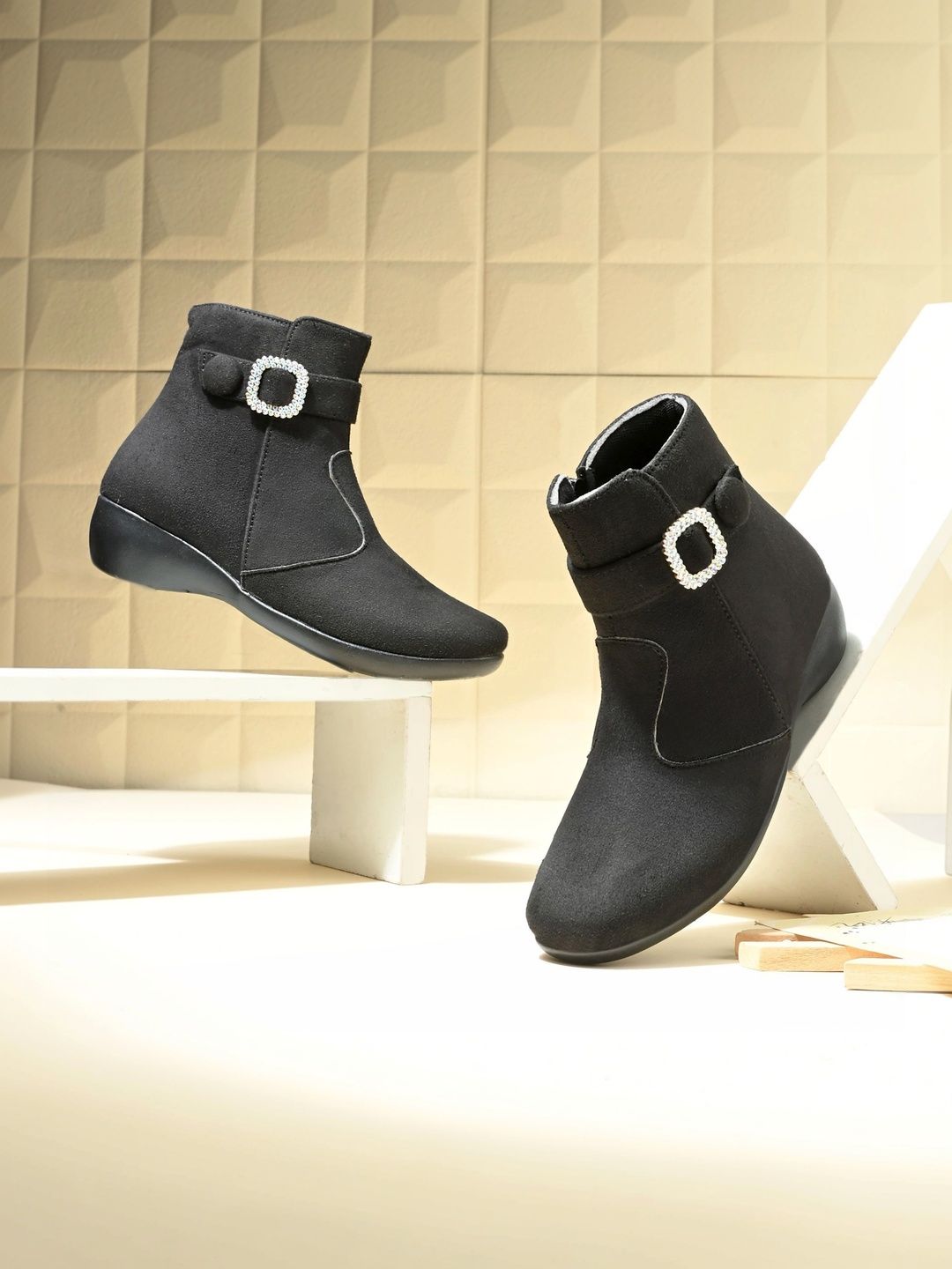 The Roadster Lifestyle Co Women Round Toe Zip Regular Boots-picture-32