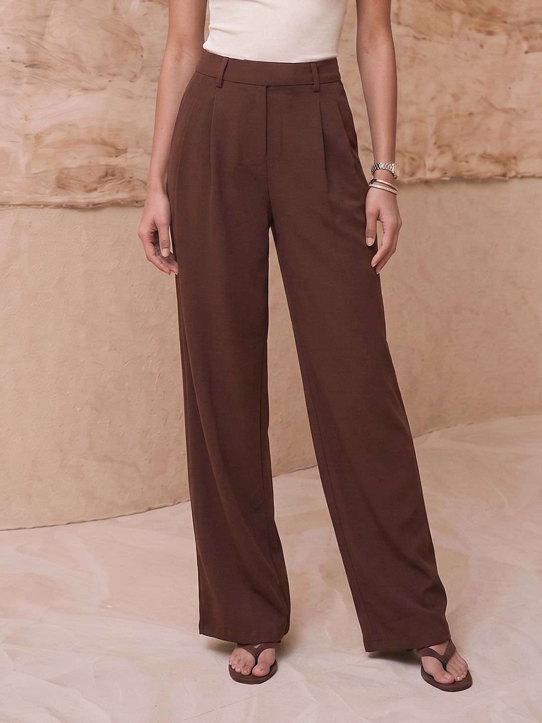 Chemistry Women High-Rise Pleated Wide Leg Parallel Trousers-picture-28