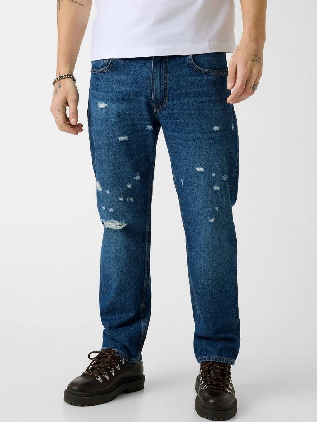 GUESS Jeans Men Regular Fit Mid-Rise Mildly Distressed Light Fade Jeans-image-8