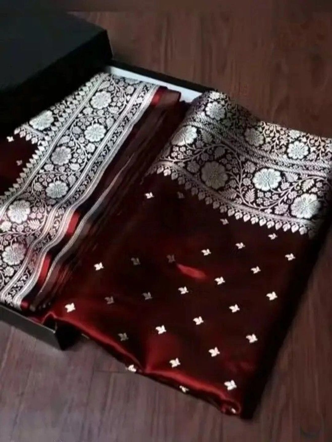 FASHION SENSE Woven Design Embroidered Satin Banarasi Saree-picture-48