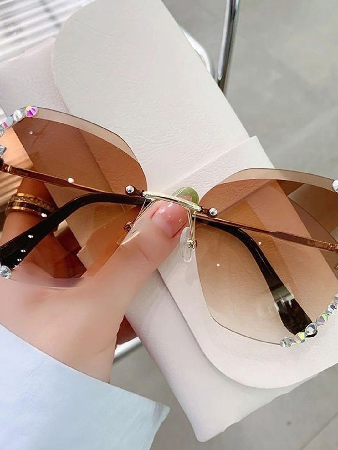 AKAYI Women Brown Lens & Gold-Toned Other Sunglasses with-picture-11